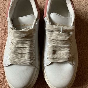 Alexander McQueen Sneakers (36)